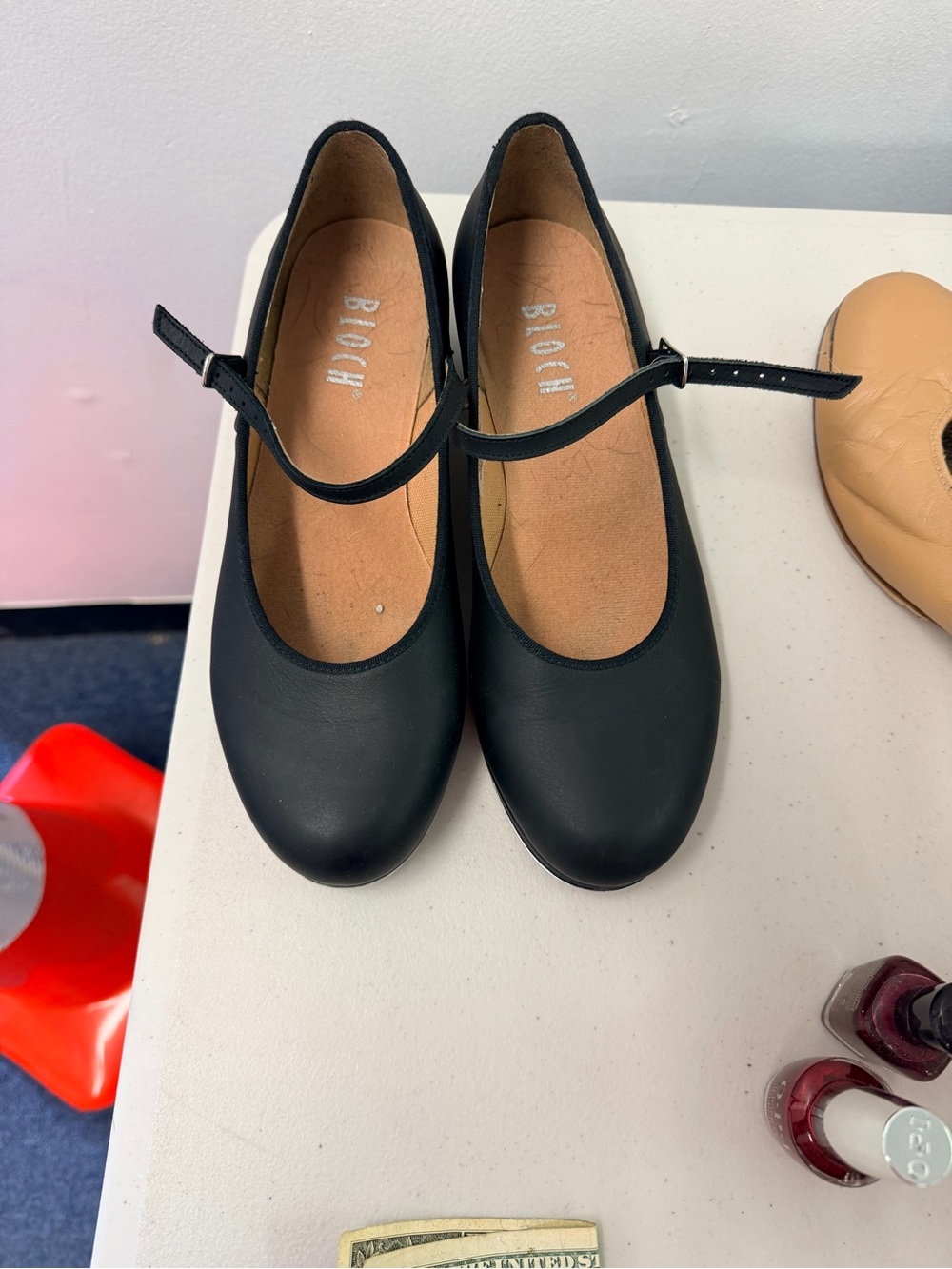 Black Bloch Showtapper 1.5 inch heel